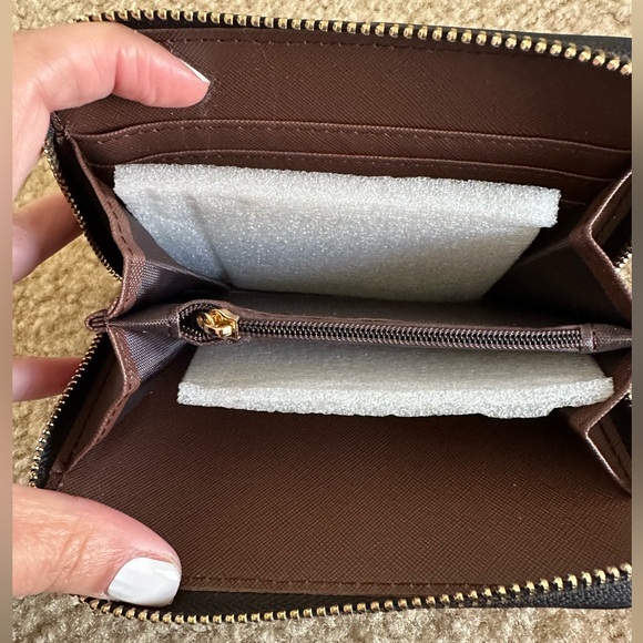 Black Wristlet Wallet - Picture 2 of 2